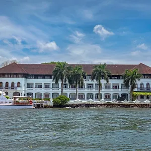 Brunton Boatyard - A Cgh Earth Experience 5* Коччи